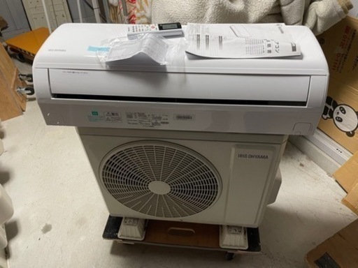 【値下げ！！】アイリスオーヤマ　 6畳用　2.2kwエアコン　IHF-2204G 2021年製