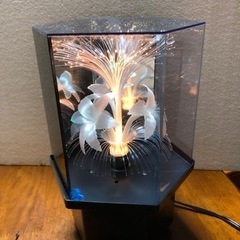 フラワーランプ　照明の画像