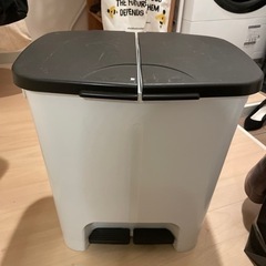 キッチン用　分別ゴミ箱　差し上げます