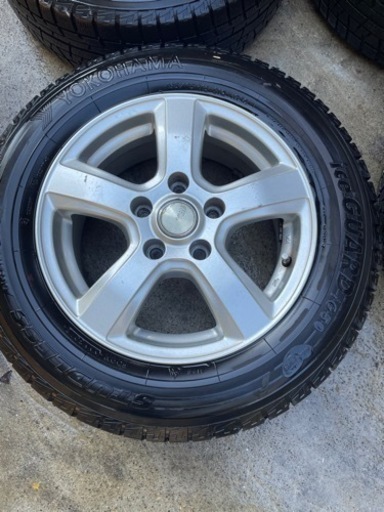 スタッドレス　タイヤ195/65R15