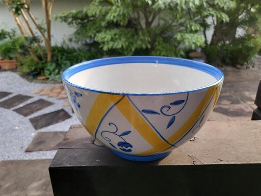ポルトガル製陶器ボウル