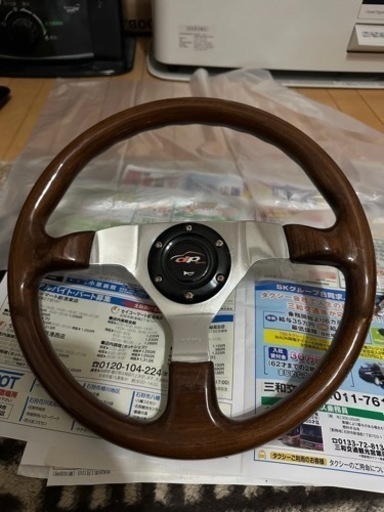 MOMO(モモ) ウッドステアリング ヴェローチェウッドステアリング　35パイ