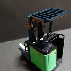 （稀少品）1/23 TOYOTA リーチ フォークリフト （メーカー正規品）の画像