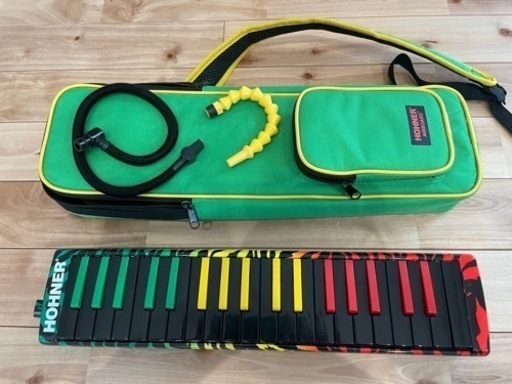HOHNER 鍵盤ハーモニカ  ケース付き