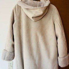 お値下❣️（GU）ムートンタッチフーデッドコートXLの画像