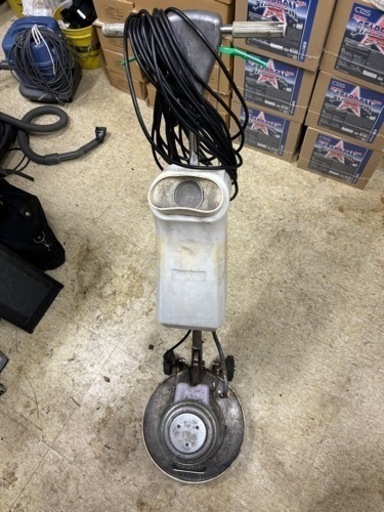 定期清掃 ポリッシャー 埼玉 引き取りのみ