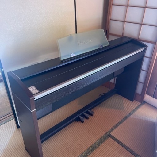 電子ピアノ。お約束あり