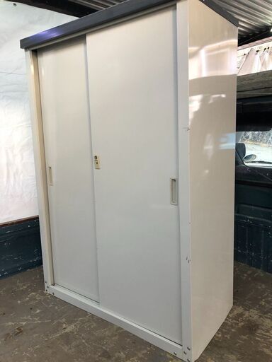 ☆彡スチール製縦型物置!!!H132ｃｍ/ｗ89ｃｍ/D47ｃｍ!!!収納・倉庫・収納・おかたずけ。