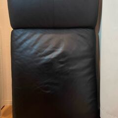 カウチソファー オットマン 一人用ソファー フェイクレザー 黒の画像