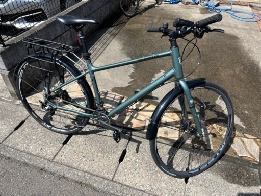 自転車 クロスバイク　KONA Dew plus