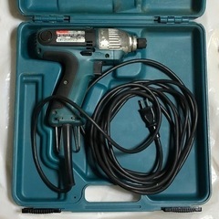 [取引決定]マキタ インパクトドライバー(コード式) 6954の画像