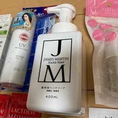新品化粧品サンプル、ハンドクリーム等の画像