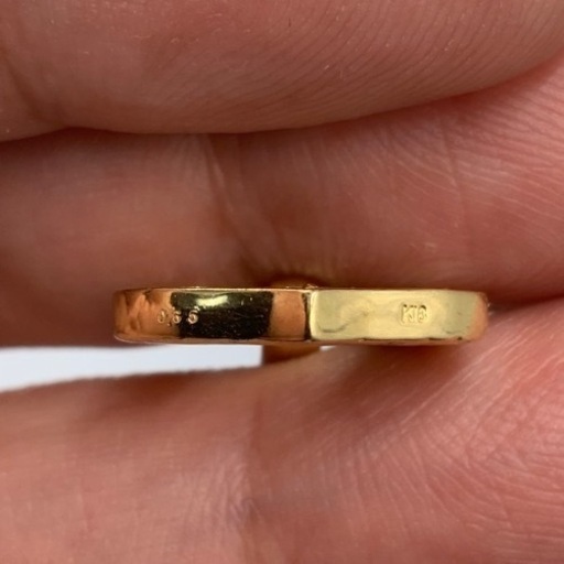 売り切れました。K18 18金　ホースシュー　馬蹄　ダイヤモンドペンダント　4.3g 0.65ct