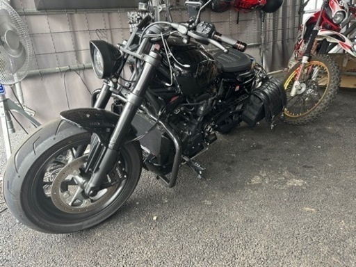 スポーツスターS