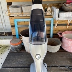 ハンディー掃除機