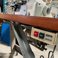 工業用工業用ミシン、ペガサスPEGASUSインターロックミシンM52-17の画像