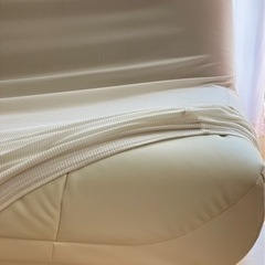 ニトリ収納付きソファーベッド白（革）NシールドPINA4の画像