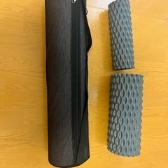 【1/30午前引き取り希望】ヨガマット、筋膜ローラー