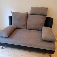 ニトリ２人掛けソファーの画像