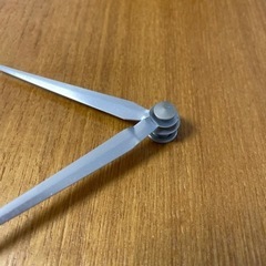 木製　文字盤なし　掛け時計の画像