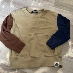 x LARGE トレーナー2点の画像