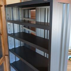 丈夫なスチールラック２点差し上げます!の画像