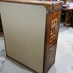 価格見直しました！Andrew Martin｜アンドリューマーチン｜イギリス｜革張り｜チェストの画像