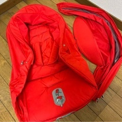 ストッケ ベビーカー 折りたためるベビーカー 1/31までの画像