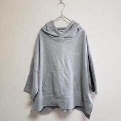 クラシカルエルフ ショート丈パーカー グレー ロゴ入り 体型隠し...