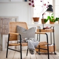 IKEA ウルリクスベリ　チェアの画像