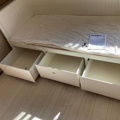 【取引完了。引取限定】IKEAのデイベッド　HEMNES  ヘムネス　イケア　ベッド　引取場所　伊勢崎市の画像