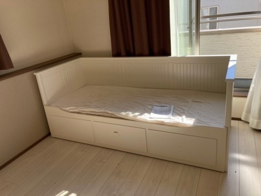 【取引完了。引取限定】IKEAのデイベッド　HEMNES  ヘムネス　イケア　ベッド　引取場所　伊勢崎市