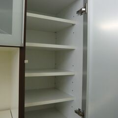 キッチンボード(色あせあります）の画像