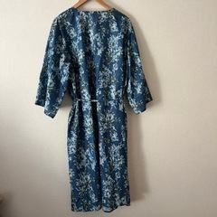 春用 大きいサイズ ワンピース (未使用品)バラ柄が素敵。の画像