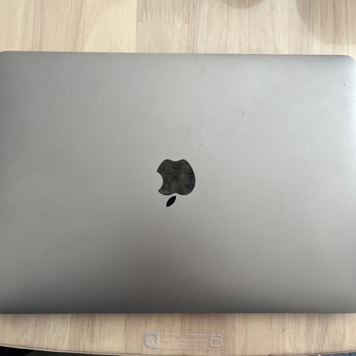 ジャンク品MacBook Pro 2016 touch bar 美品 箱無し。受付終えました。
