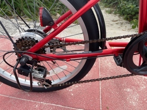 【★受渡し予定者様あり★】【美品】折りたたみ自転車　SHIMANO変速ギア付き　空気入れ・折りたたみカゴもセット！