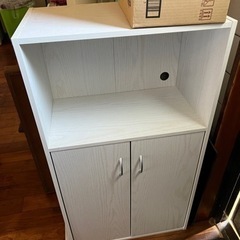 収納棚の画像