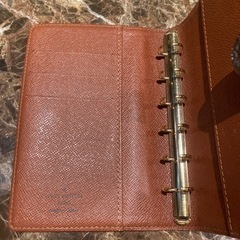 ルイヴィトン手帳の画像