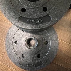 【商談中】トレーニングベンチ　ダンベルセットの画像