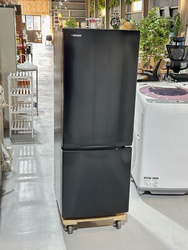 ②★TOSHIBA 東芝★ 冷蔵庫 ２ドア GR-U15BS 2023年 153L 黒 高年式 コンパクト オシャレ 新生活 一人暮らし