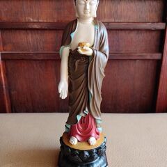 仏像　木彫りの阿弥陀如来立像