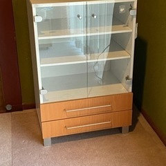 小さな収納　多目的収納　前面ガラス　レンジ台