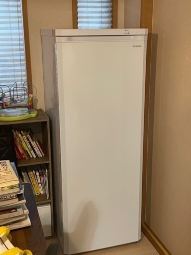 アイリスオーヤマ　冷凍庫　175L  2023年購入