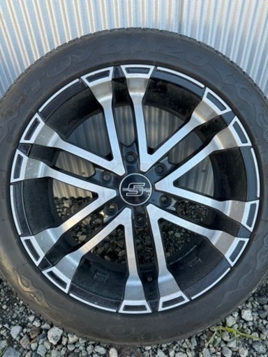 締切僅か！225/50/R18 ハイエース　タイヤホイールセット