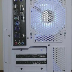 ゲーミングPC 白 RTX2070sp Ryzen5 5500の画像