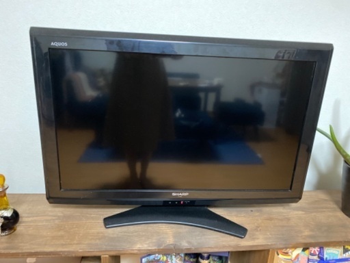 SHARP 32型　AQUOS