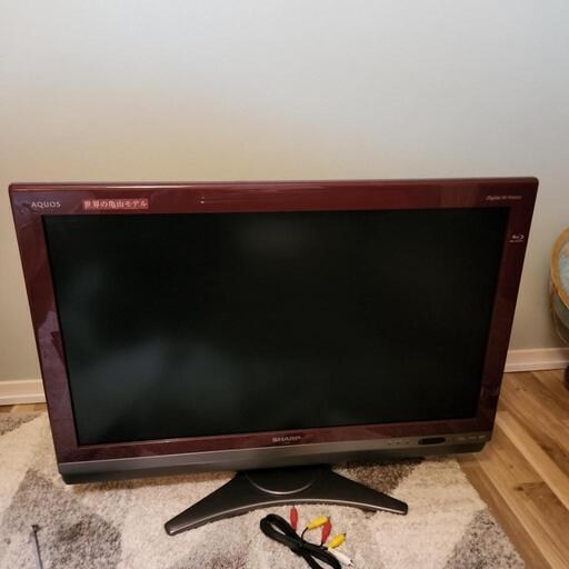 交渉中テレビ　SHARP　32インチ　AQUOS　美品　リモコン付き