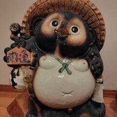 たぬき　縁起物の画像