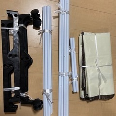 ハンガーラック　カバー付きの画像