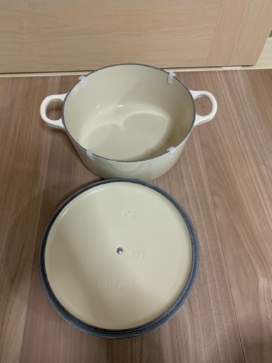 美品　ル・クルーゼ　